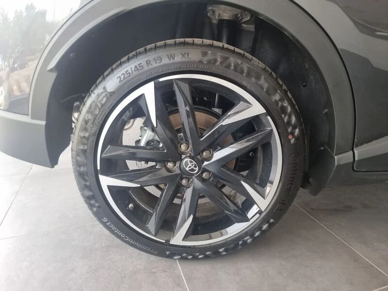 Toyota C-HR – 2.0 Hybrid E-CVT GR-S