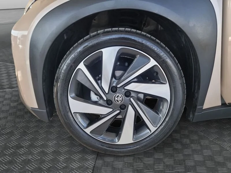Toyota Aygo X – 1.0 VVT-i 72 CV 5 porte Lounge S-CVT