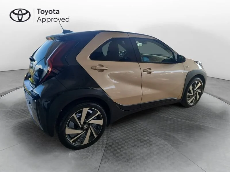 Toyota Aygo X – 1.0 VVT-i 72 CV 5 porte Lounge S-CVT