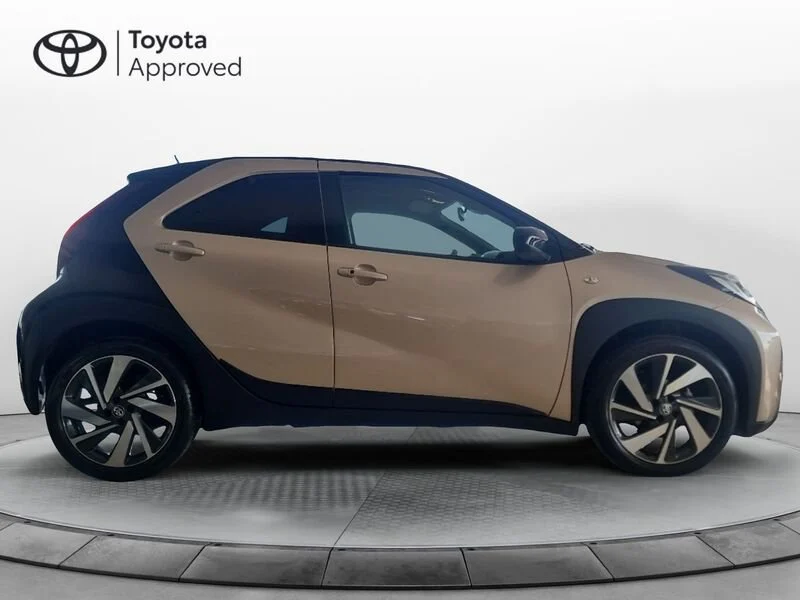 Toyota Aygo X – 1.0 VVT-i 72 CV 5 porte Lounge S-CVT