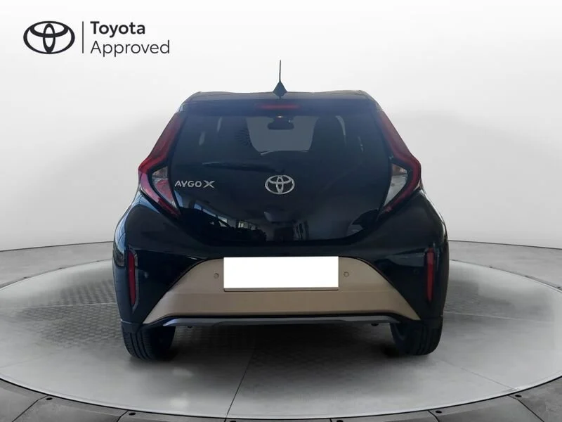 Toyota Aygo X – 1.0 VVT-i 72 CV 5 porte Lounge S-CVT