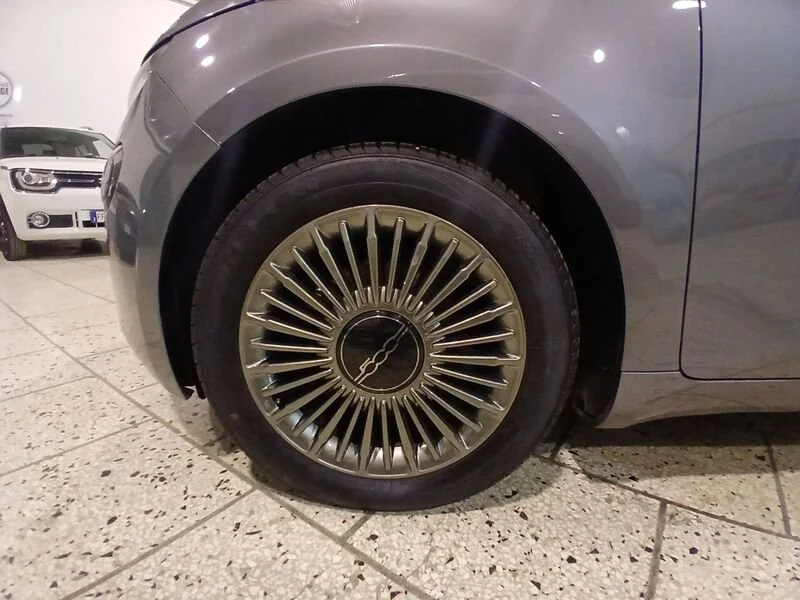 FIAT 500e Icon Berlina